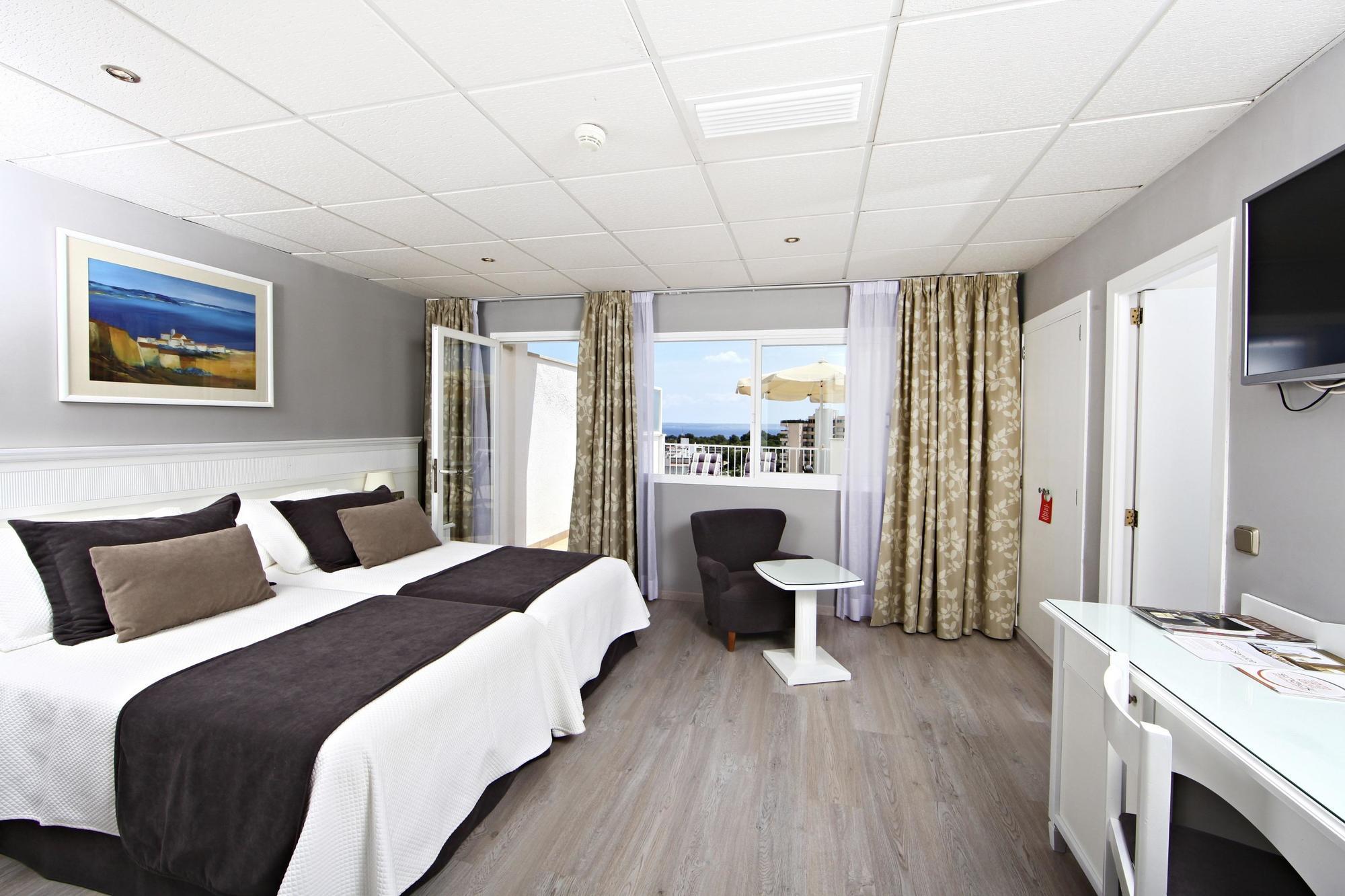 Hotel Dali *