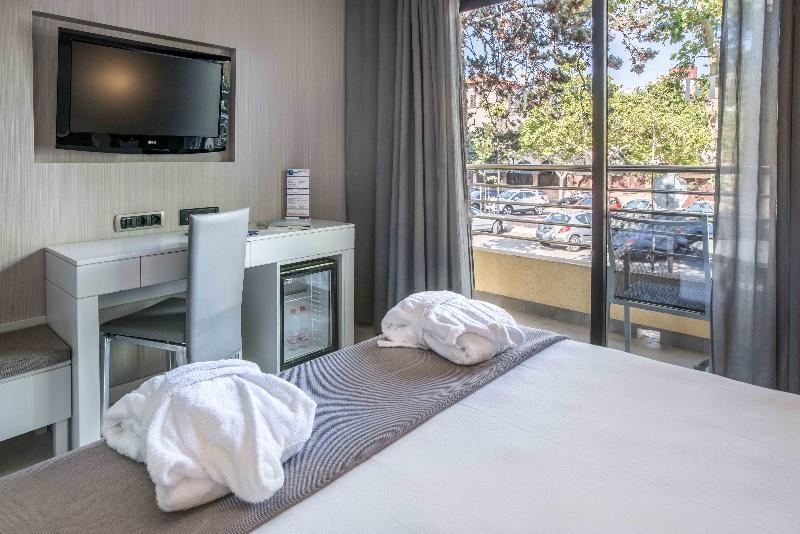 Khách sạn Isla Mallorca &