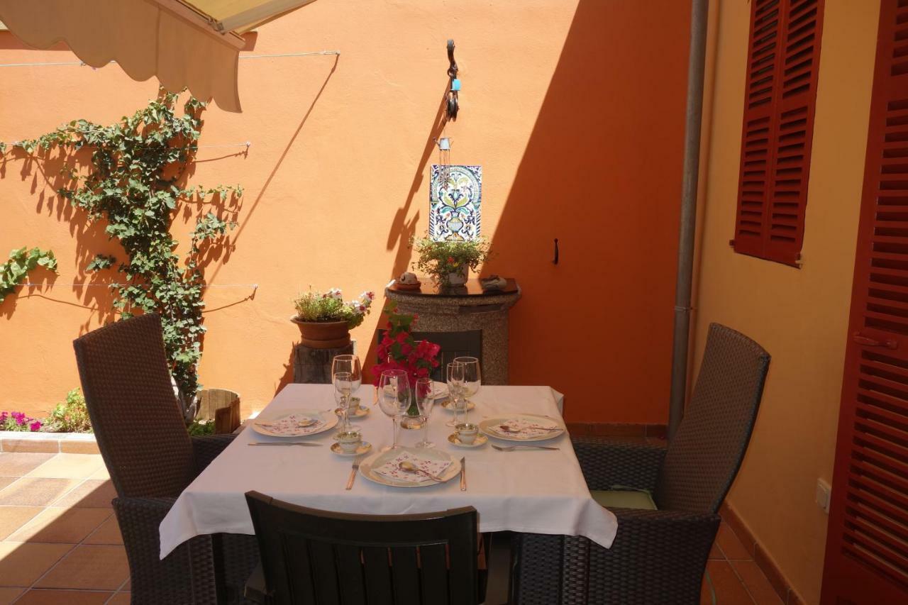 Es Llimoner Des Molinar Holiday home