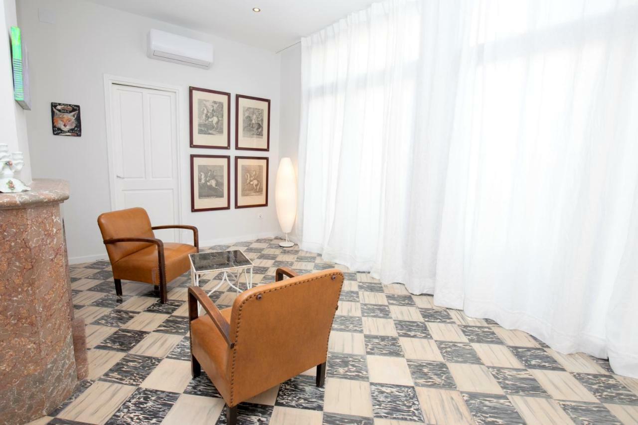 Nhà nghỉ Son Pontivic - Art & Deco