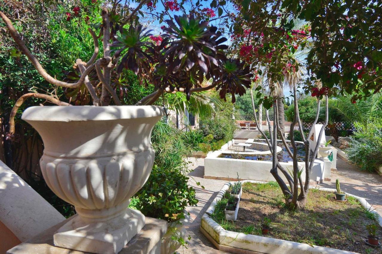 Pousada Luxury For 16 People With Seaview, Pool And Bbq *