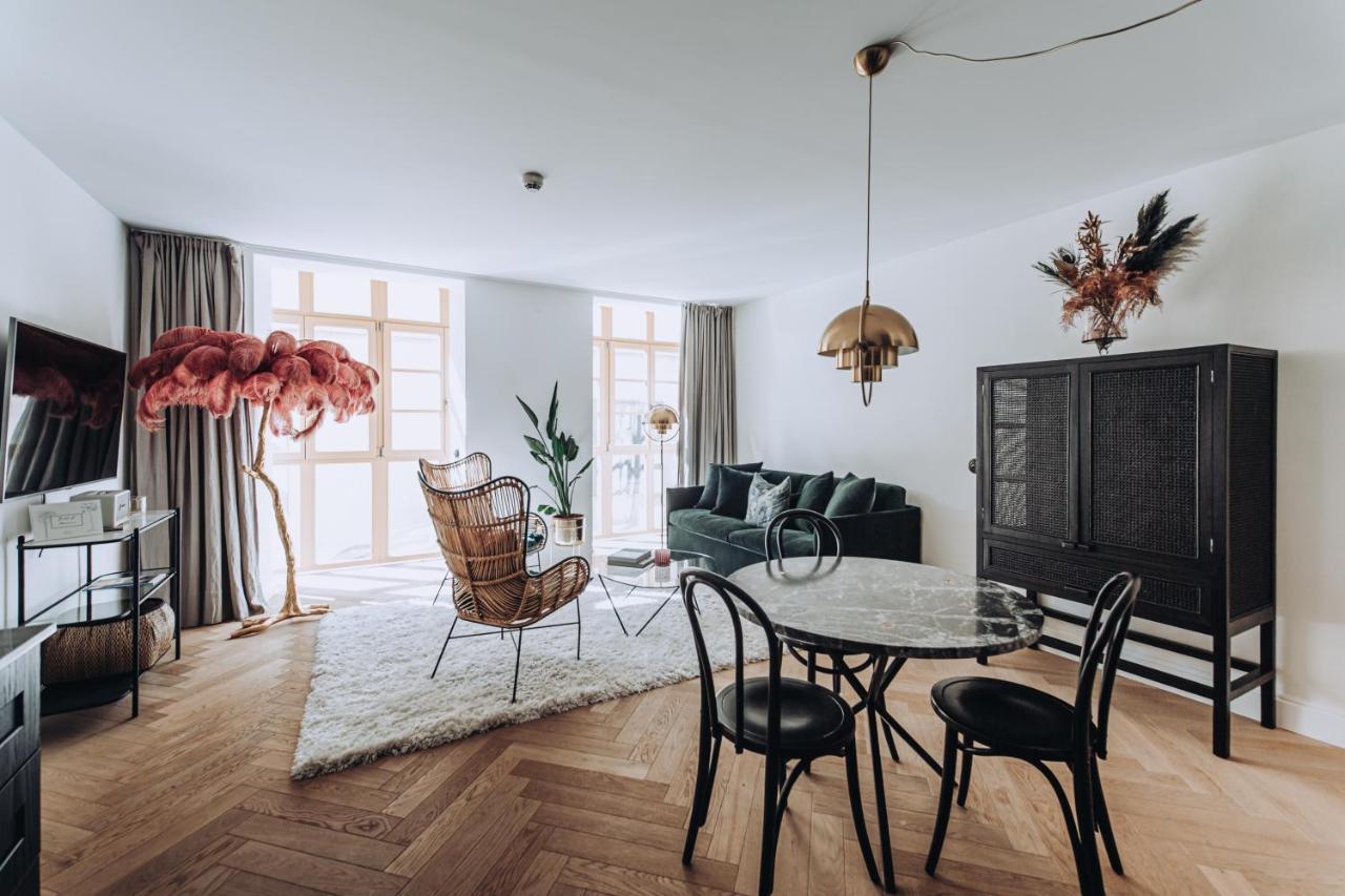 Ocho & Kitchen Apartment