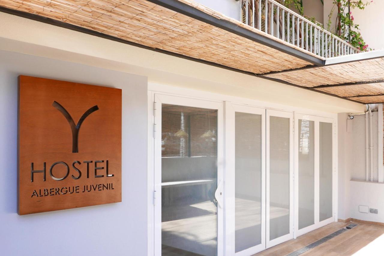 Y - Juvenil Hostel Palma