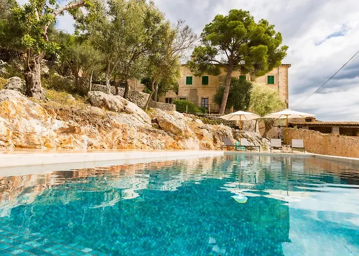 Holiday Finca Biniatzar