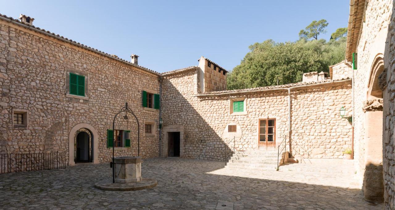 Holiday Finca Biniatzar Palma de Mallorca
