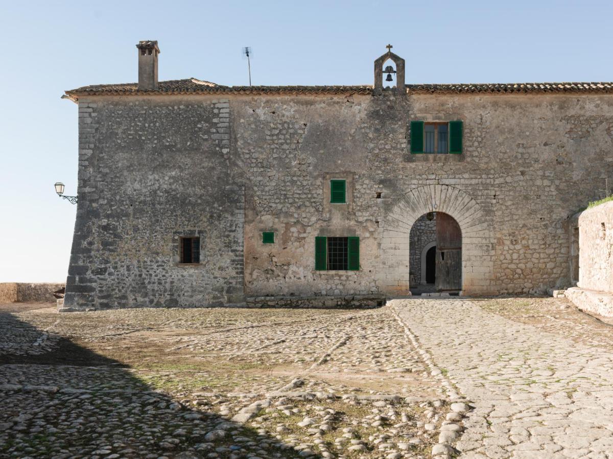 Holiday Finca Biniatzar Villa Palma de Mallorca