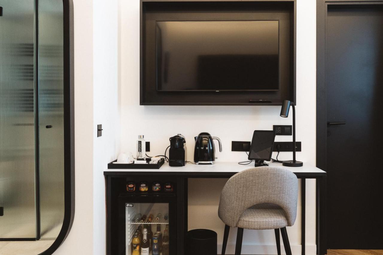 Boutique Petit Montision Khách sạn 4*