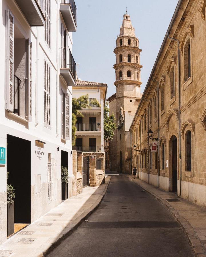 Boutique Petit Montision Khách sạn 4*