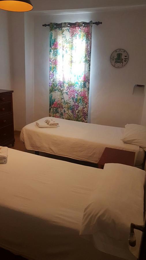 Residencial Rustic Lau Hostel