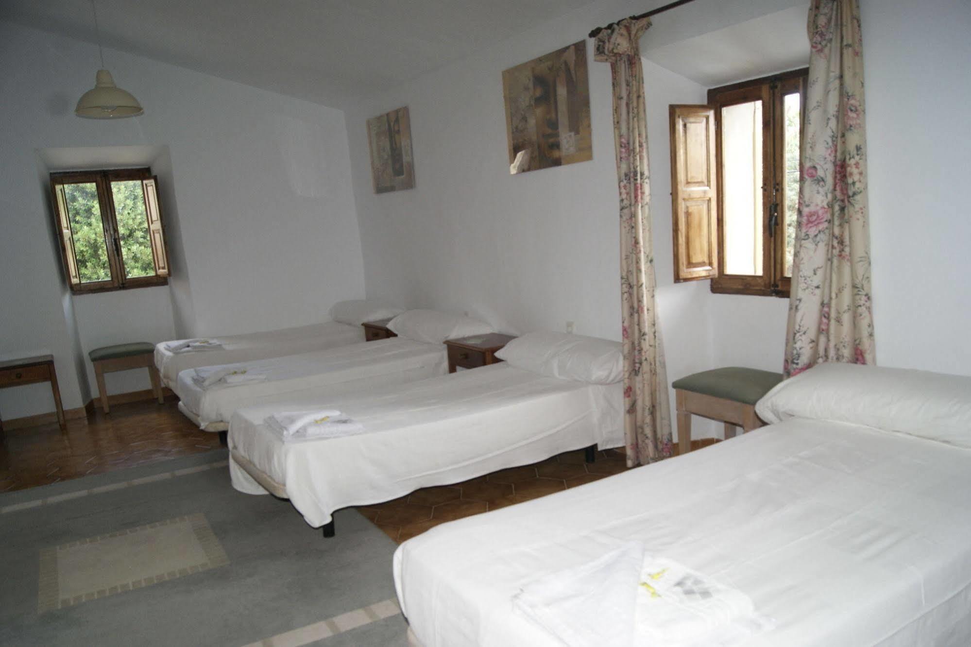 Residencial Rustic Lau Hostel Palma de Mallorca