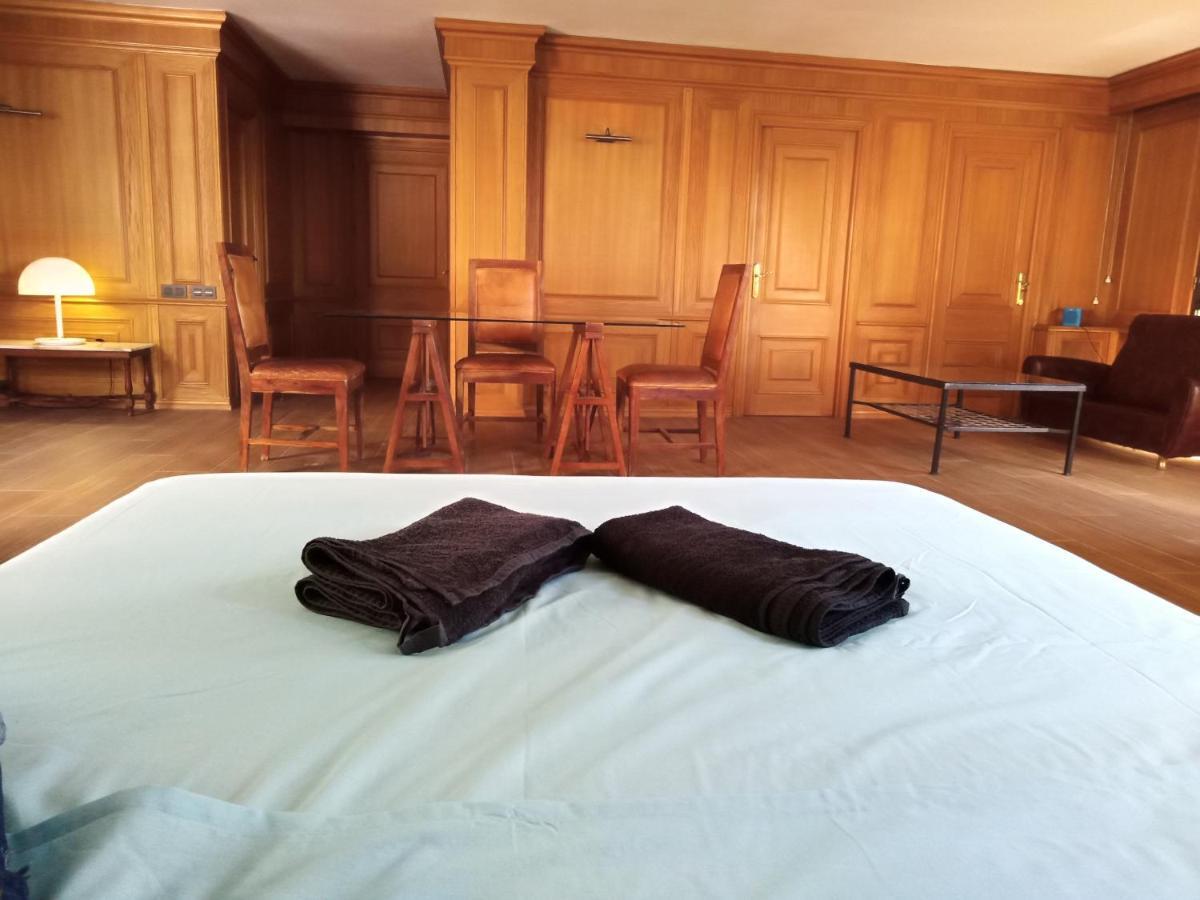 54 Bed & Breakfast