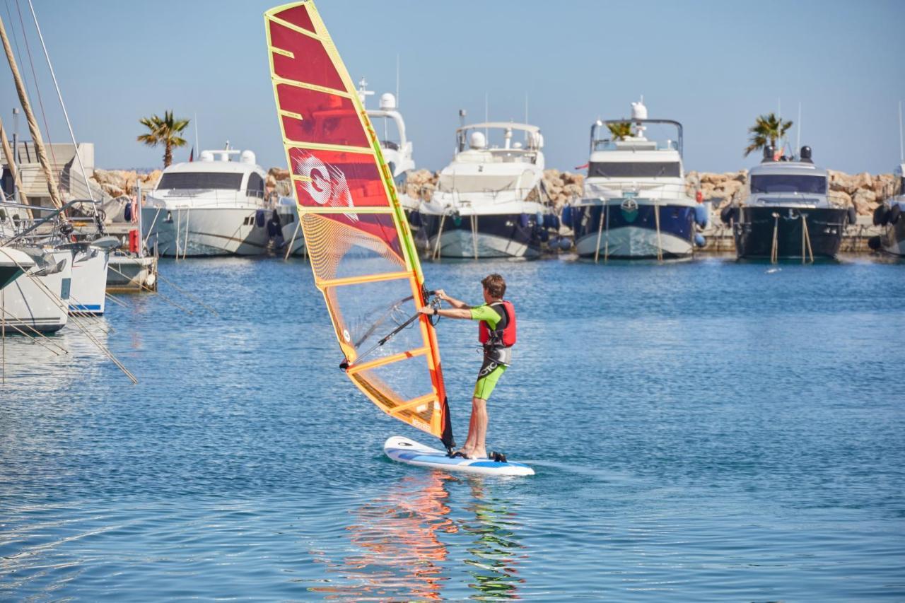 Calanova Sports